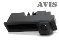 CCD штатная камера заднего вида AVIS AVS321CPR для AUDI A6 (2011-...)- AUDI A8 (2010-..)- Q7 (004), интегрированная с ручкой багажника